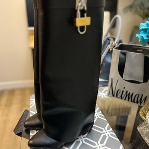🖤Givenchy Shark Lock Boots 🖤